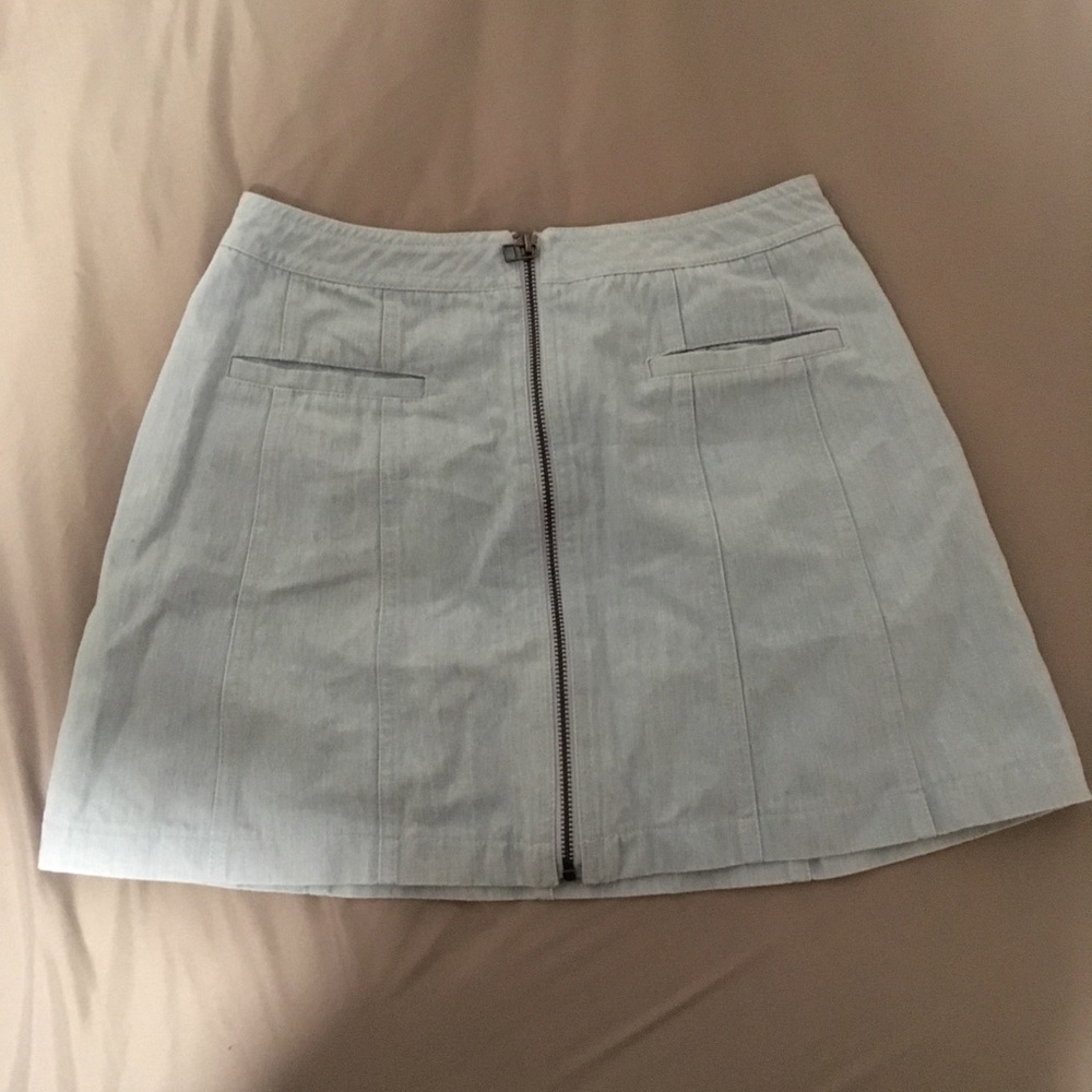 Zip up Lulu blue skirt